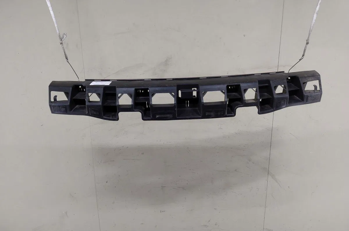 Absorbeur pare-choc arrière Audi A1 (8X1, 8XK) 1.6 tdi (2011-2015) 3 portes occasion