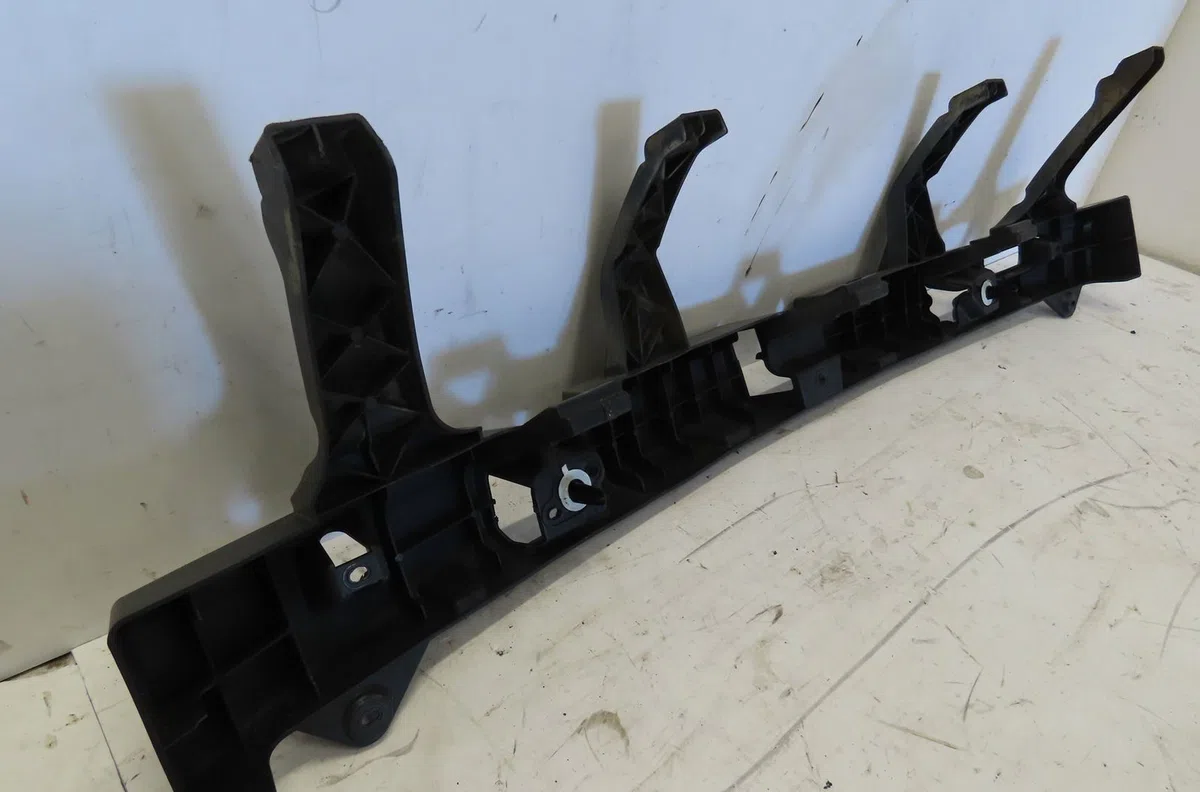 Absorbeur pare-choc arrière Dacia DUSTER (HS_) 1.5 dci (hsmc) (2010-2018) occasion
