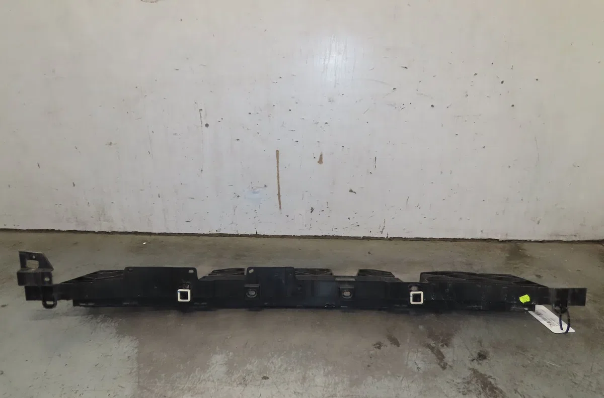 Absorbeur pare-choc arrière Peugeot 2008 II (UD_, US_, UY_, UK_) 1.5 bluehdi 130 (2019) occasion