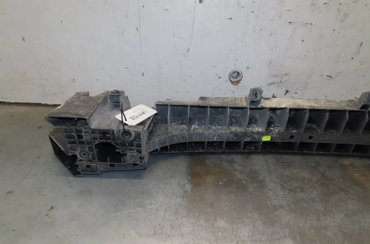 Absorbeur pare-choc arrière Renault CAPTUR I (J5_, H5_) 1.5 dci 90 (2013) 5 portes occasion