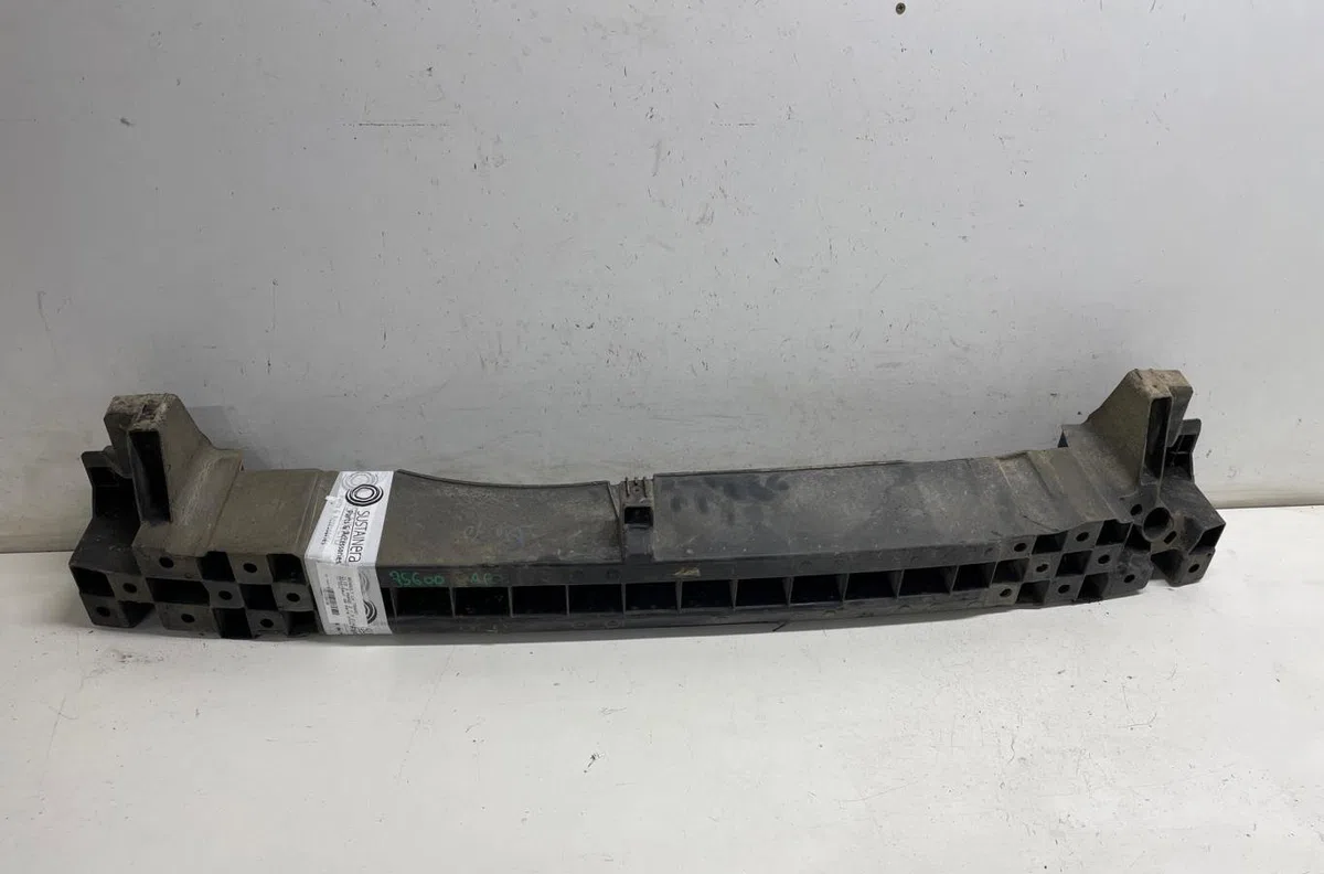 Absorbeur pare-choc arrière Renault CLIO III (BR0-1, CR0-1) 1.5 dci (2010-2014) 5 portes occasion