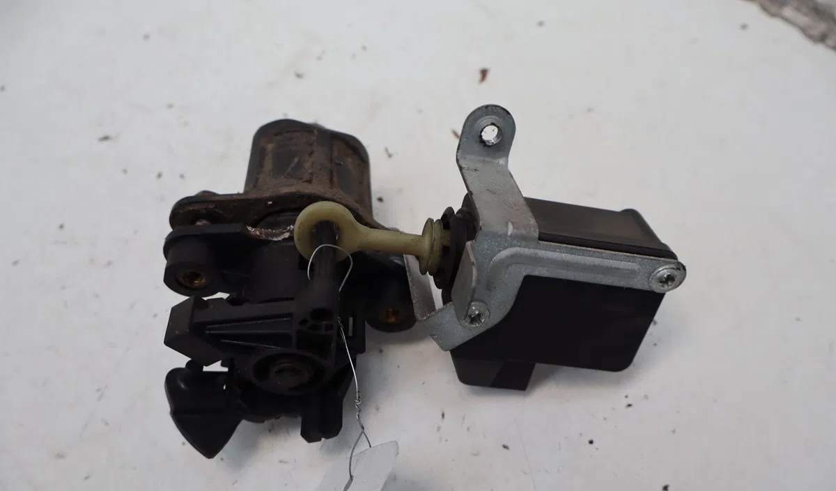 Actionneur serrure hayon Citroen C1 (PM_, PN_) 1.0 (2005-2014) 5 portes occasion