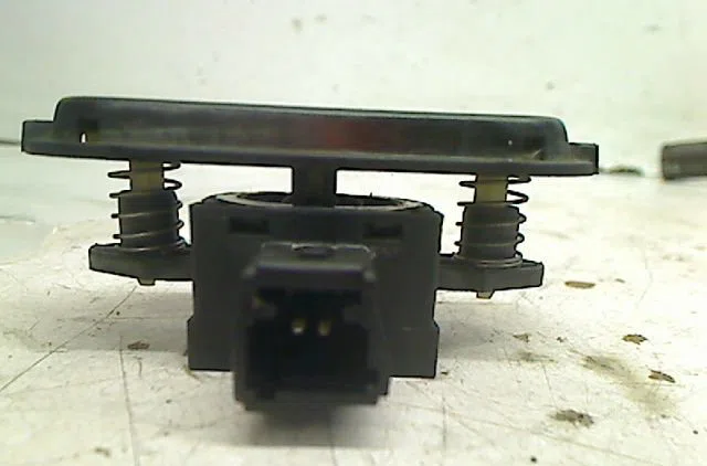 Actionneur serrure hayon Citroën C5 I (DC_) 2.0 hdi (dcrhzb, dcrhze) (2001-2004) 5 portes occasion