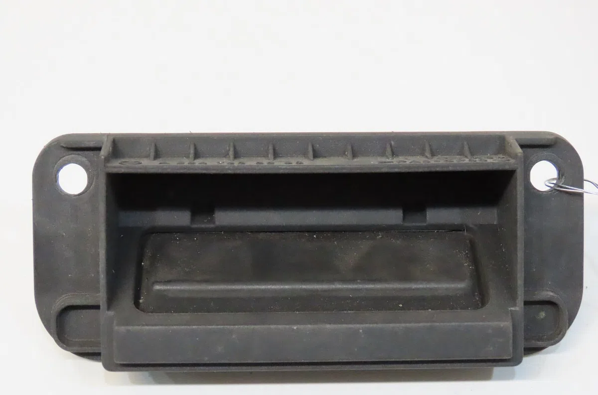 Actionneur serrure hayon Mercedes-benz CLASSE C (W204) C 220 cdi (204.008) (2007-2008) 4 portes occasion