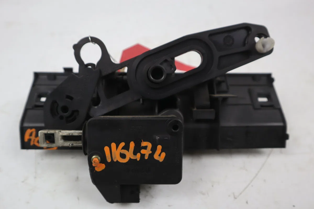 Actionneur serrure hayon Peugeot 206 (2L_, 2M_) 1.4 hdi eco 70 (2009-2013) 5 portes occasion