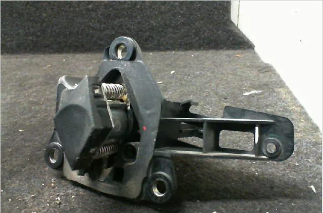 Actionneur serrure hayon Renault CLIO II (BB_, CB_) 1.2 lpg (bb0a, cb0a) (1999-2001) occasion