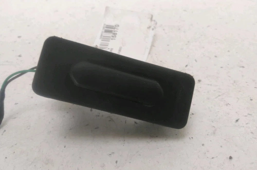 Actionneur serrure hayon Renault MEGANE IV 3-5 portes (B9A-M-N_) 1.5 blue dci 115 (b9a6) (2018) occasion
