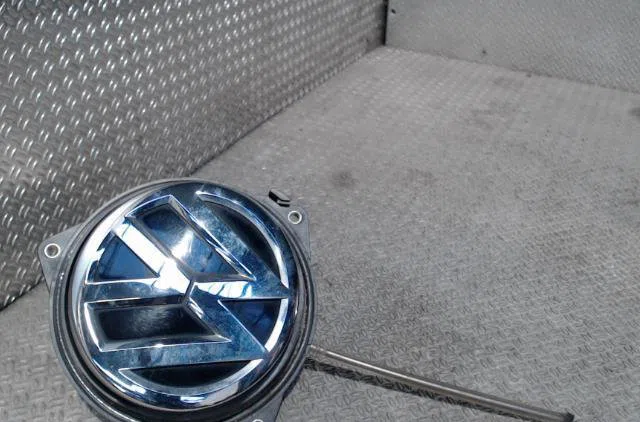 Actionneur serrure hayon VOLKSWAGEN GOLF 7  GOLF 7 PHASE 1 occasion