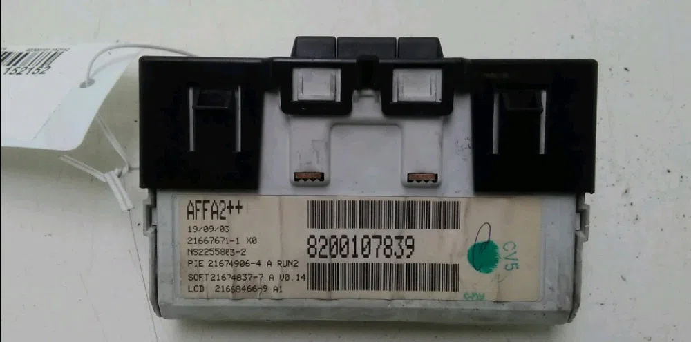 Afficheur digital Renault MEGANE II (BM0-1_, CM0-1_) 1.5 dci (bm0f, bm0t, bm2b, cm0f, cm0t) (2002-2008) 5 portes occasio