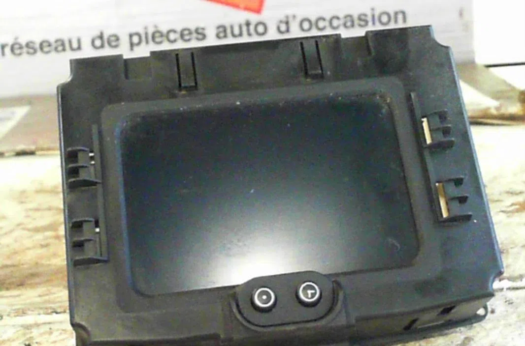 Afficheur tete haute Opel ZAFIRA A Monospace (T98) 2.0 dti 16v (f75) (2000-2005) 5 portes occasion