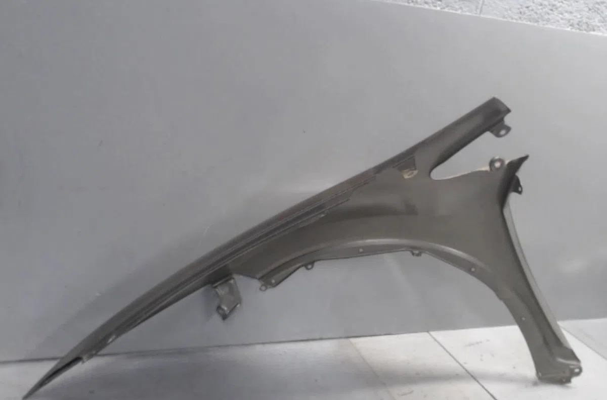 Aile avant droite Honda CIVIC VIII A trois volumes (FD, FA) 1.8 (fd1, fd7) (2005-2012) occasion