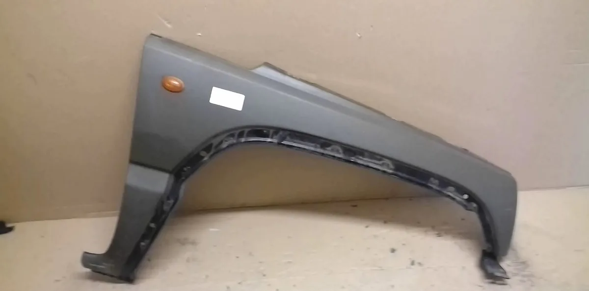 Aile avant droite Jeep CHEROKEE (KJ) 3.7 4x4 (2001-2008) occasion