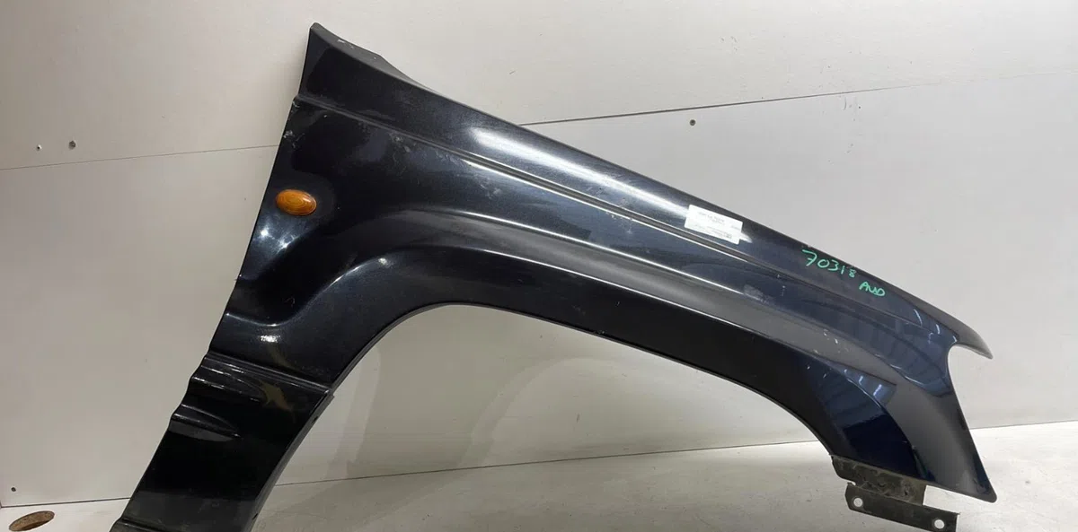 Aile avant droite Jeep GRAND CHEROKEE II (WJ, WG) 2.7 crd 4x4 (2001-2005) occasion