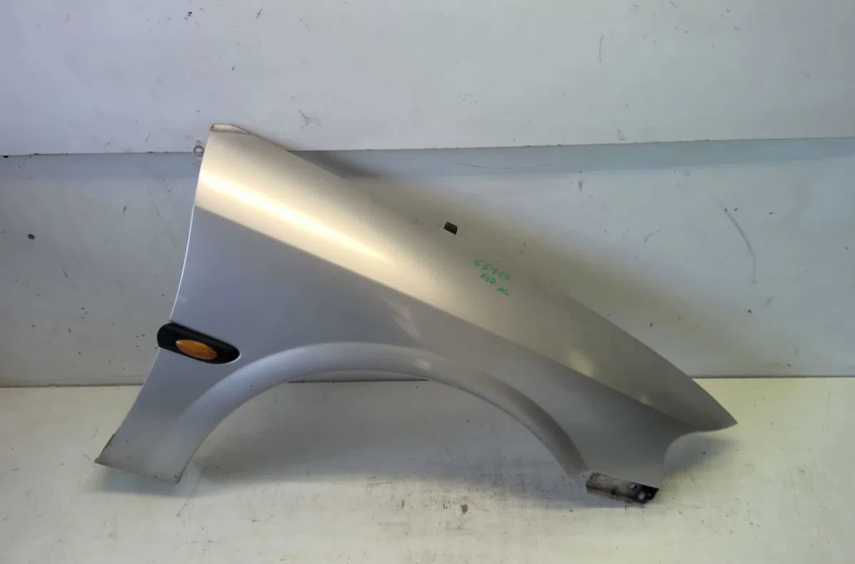 Aile avant droite Opel VECTRA B 3-5 portes (J96) 2.0 di 16v (f68) (1996-2000) occasion