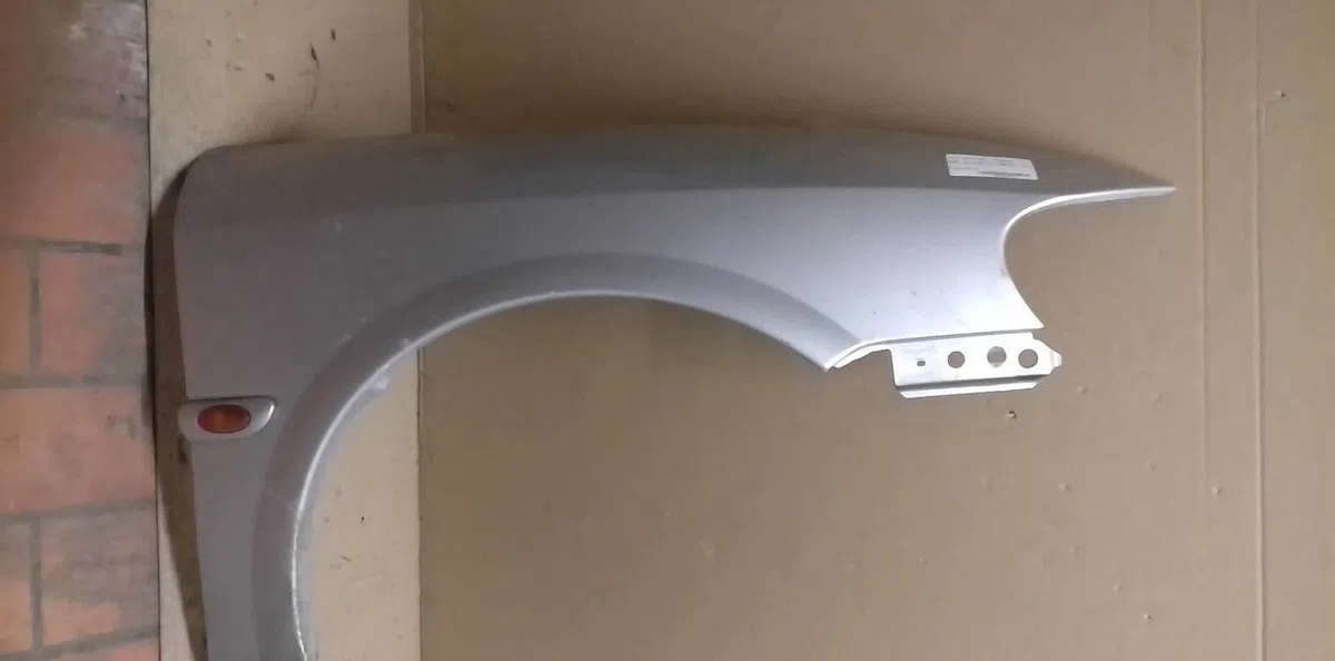 Aile avant droite Opel VECTRA B 3-5 portes (J96) 2.2 dti 16v (f68) (2000-2002) occasion