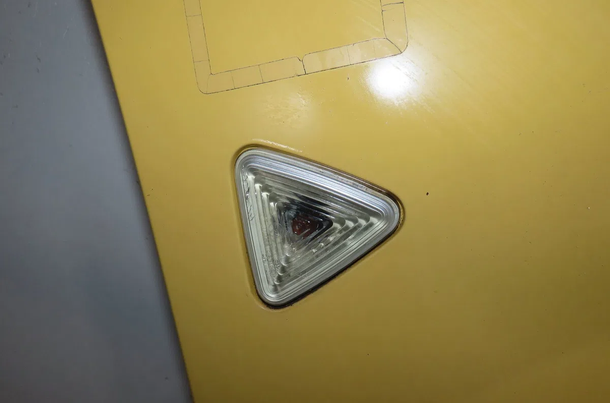 Aile avant droite Renault KANGOO Express (FW0-1_) 1.5 dci 75 (fw07, fw10, fw04) (2010) 4 portes occasion