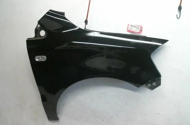 Aile avant droite Volkswagen FOX 3-5 portes (5Z1, 5Z3, 5Z4) 1.4 (2005-2009) occasion