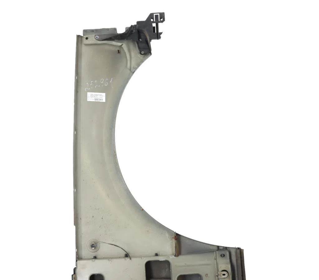 Aile avant gauche Land rover RANGE ROVER III (L322) 3.0 d 4x4 (2002-2012) occasion
