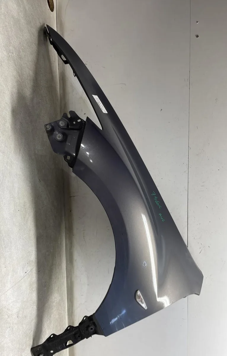 Aile avant gauche Mazda 6 Hatchback (GH) 2.5 mzr (gh5fs) (2007-2013) occasion