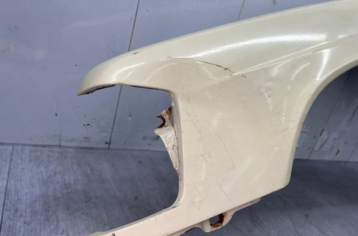 Aile avant gauche MERCEDES 190 W201 PHASE 2 occasion