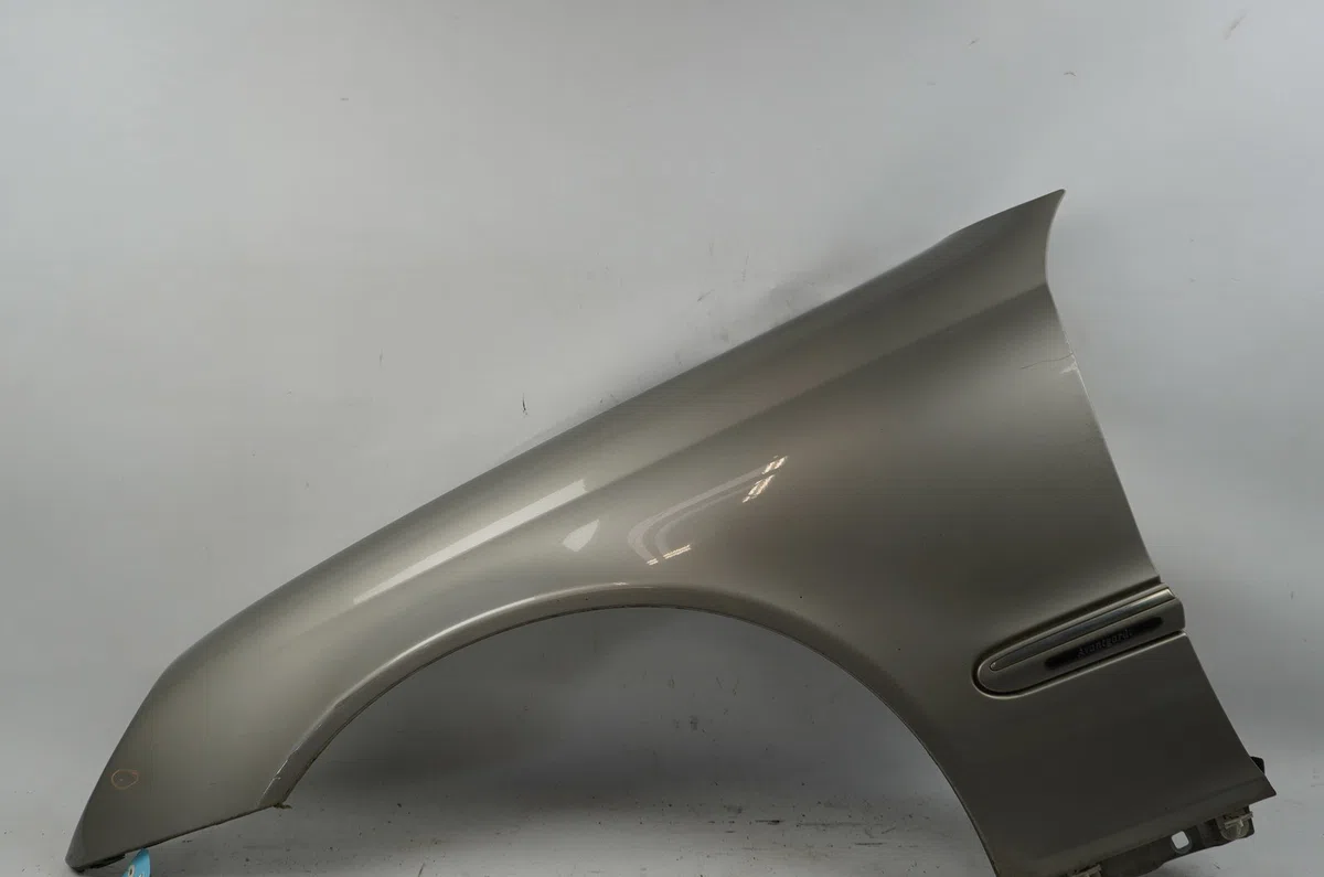Aile avant gauche Mercedes-benz CLASSE C (W203) C 200 cdi (203.007) (2003-2007) occasion