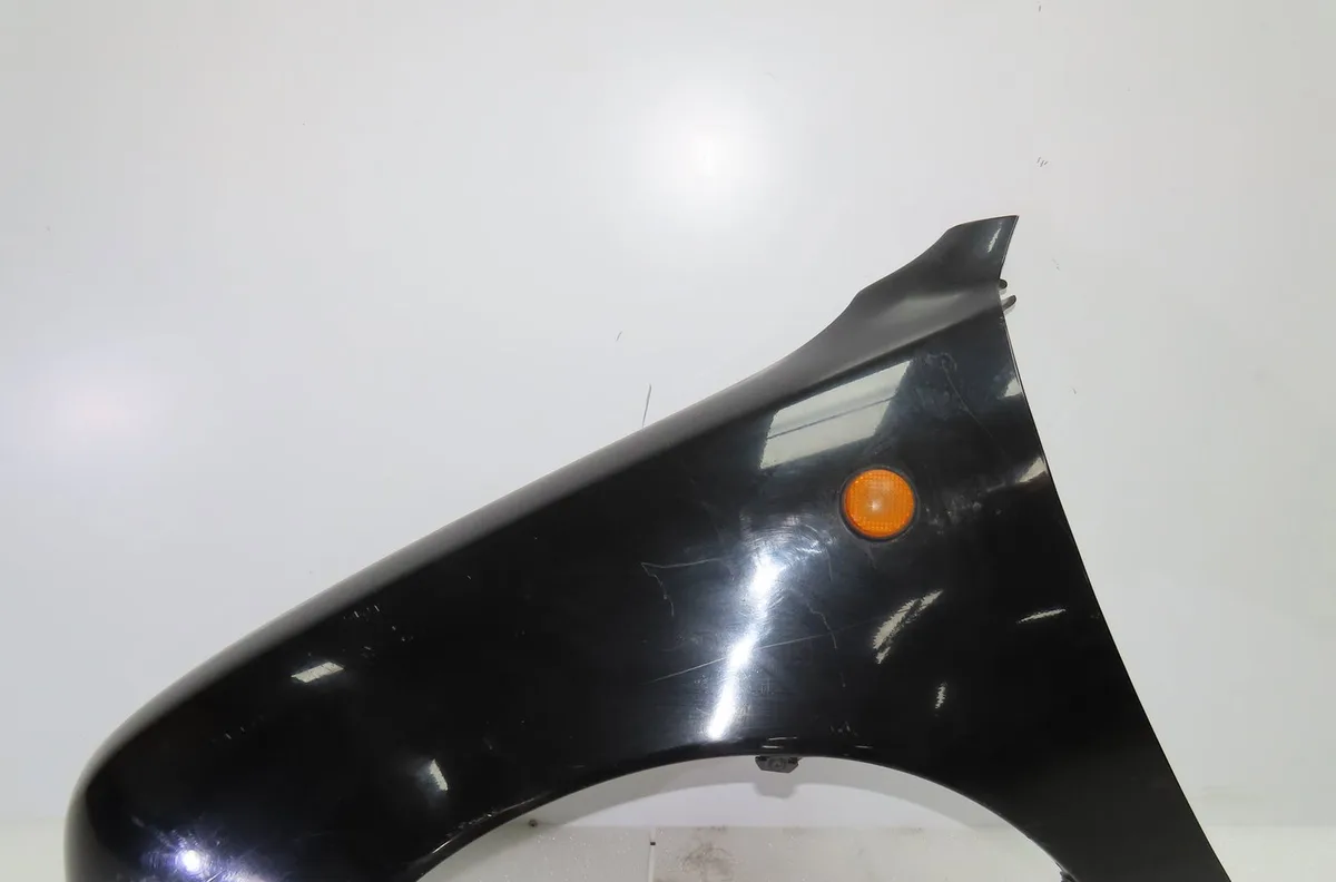 Aile avant gauche Nissan MICRA II (K11) 1.0 i 16v (1992-2000) occasion