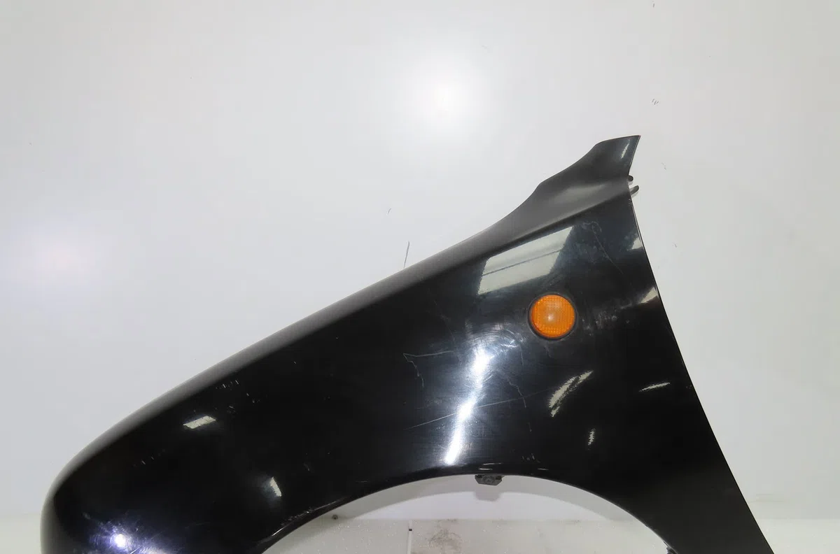 Aile avant gauche Nissan MICRA II (K11) 1.0 i 16v (1992-2000) occasion
