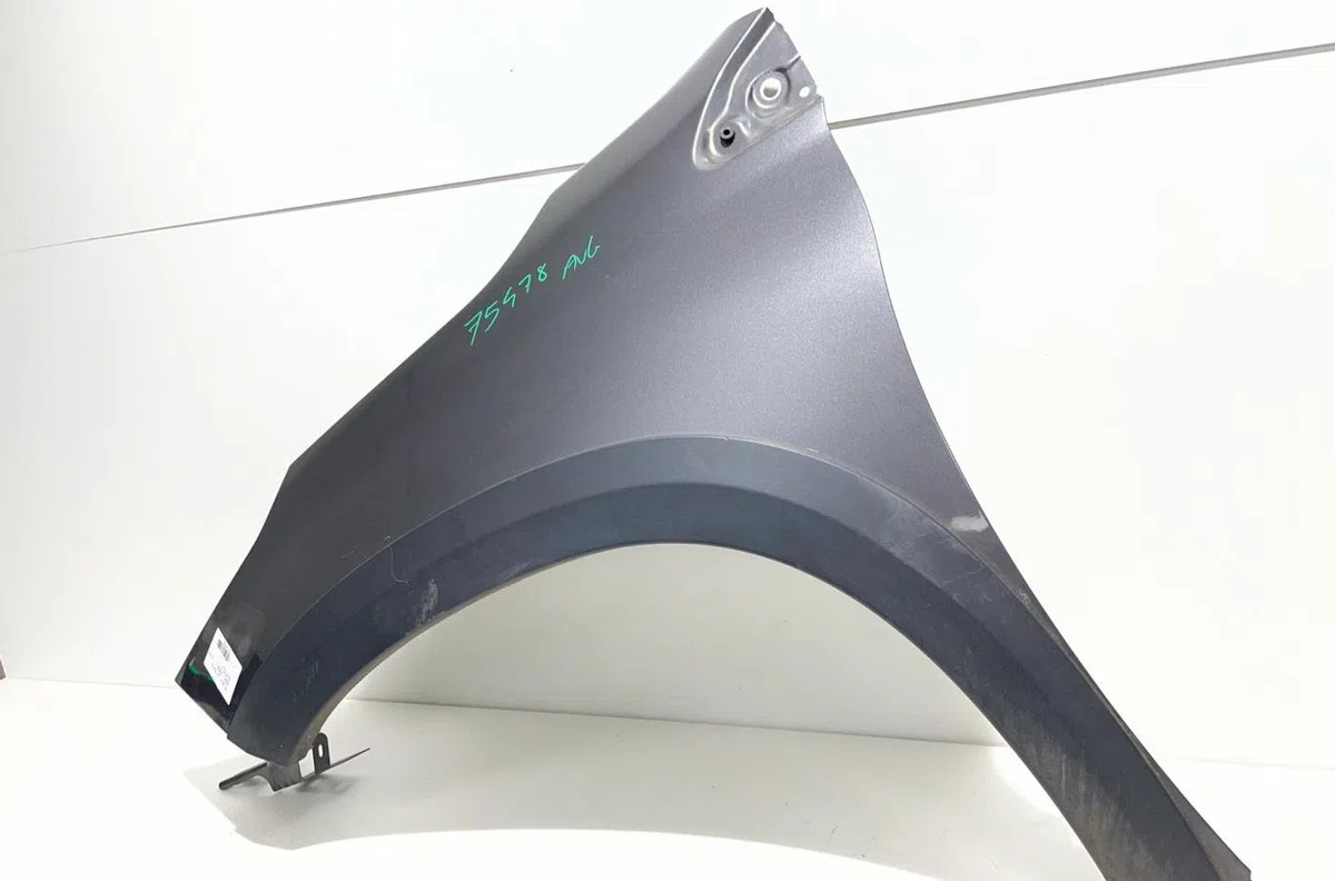 Aile avant gauche Peugeot 2008 I (CU_) 1.2 thp 110 - puretech 110 (2015) 5 portes occasion