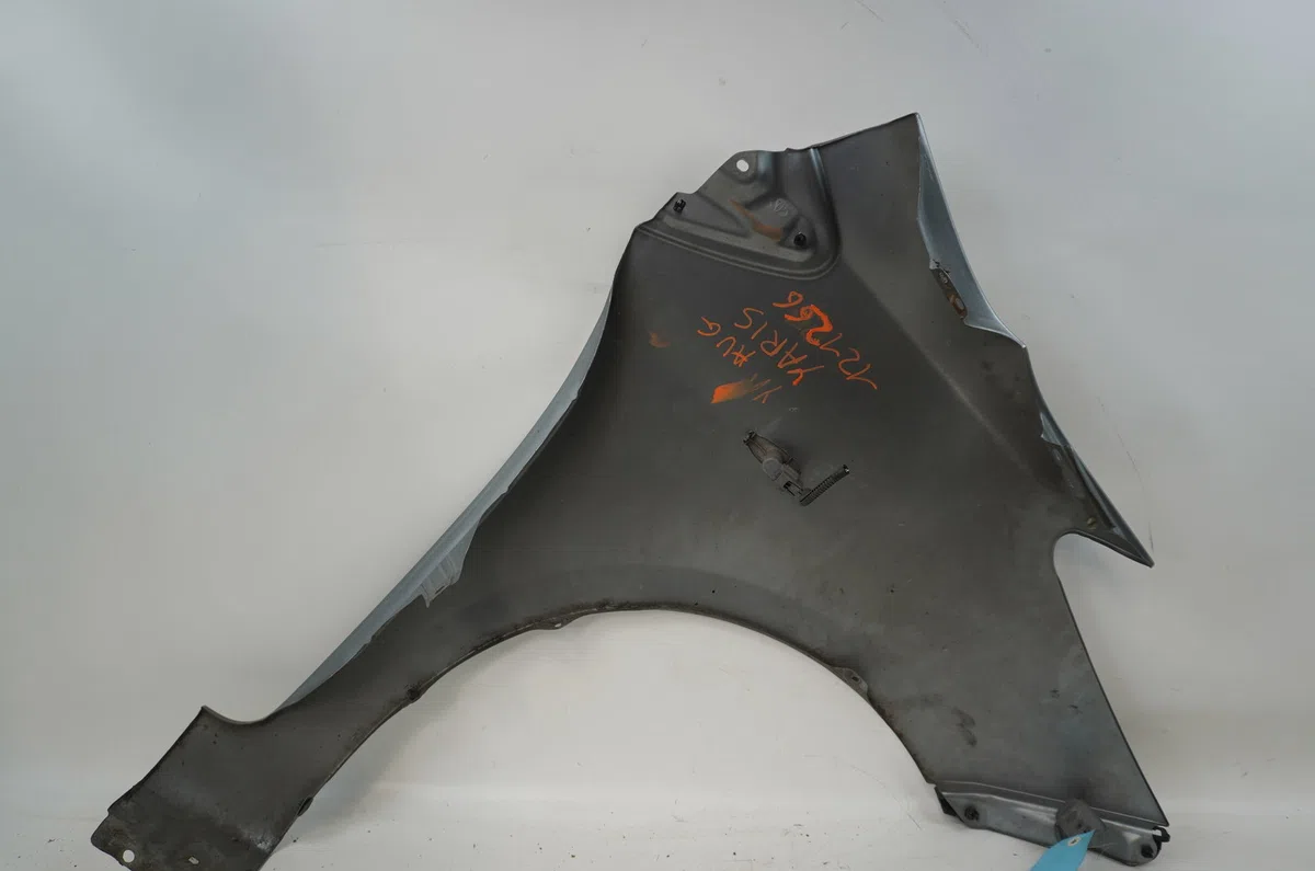 Aile avant gauche Toyota YARIS (_P9_) 1.4 d-4d (nlp90_) (2005-2012) occasion
