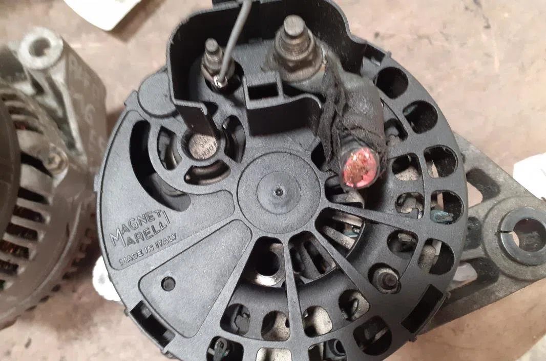 Alternateur Alfa romeo 147 (937_) 1.6 16v t.spark eco (937.axa1a, 937.bxa1a) (2001-2010) occasion