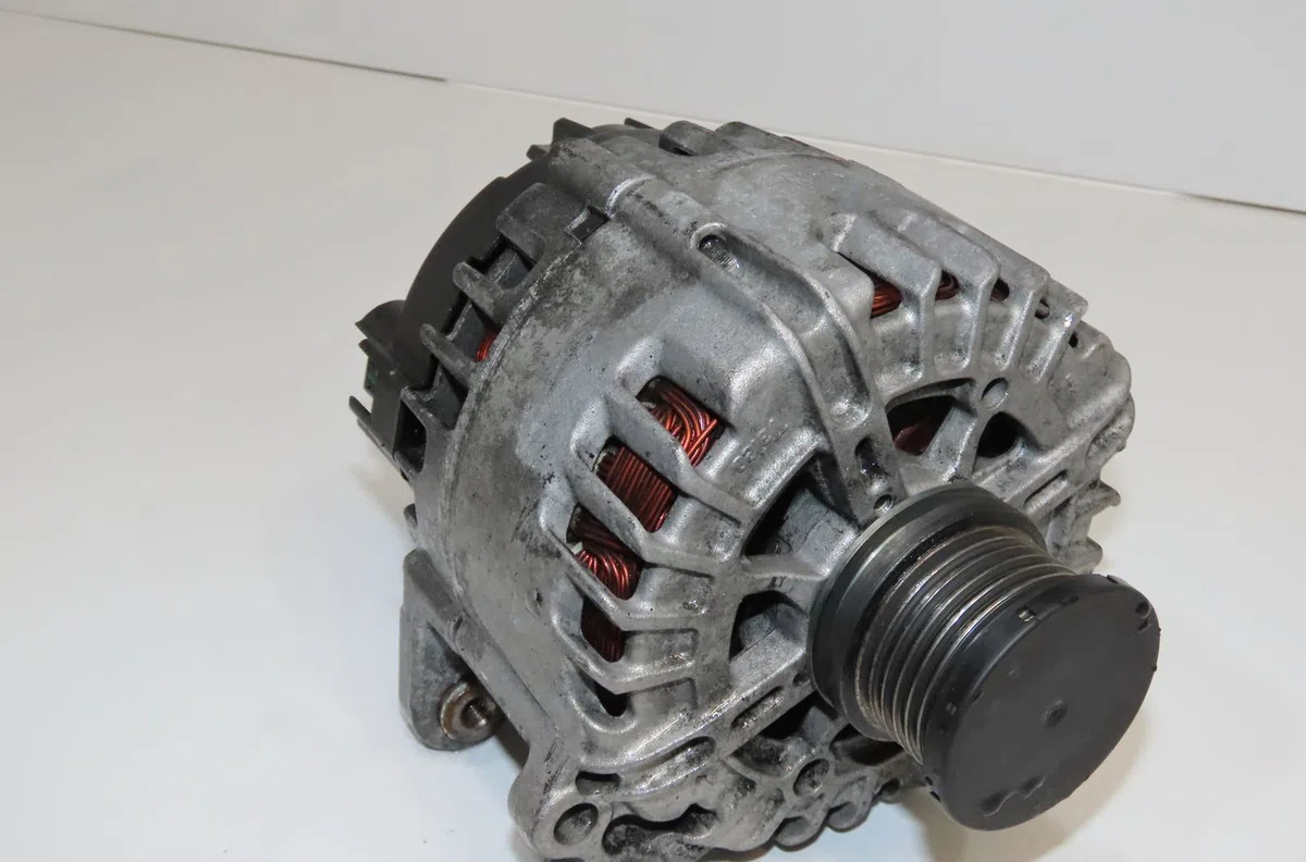 Alternateur Audi A4 B8 (8K2) 2.0 tdi (2007-2015) occasion