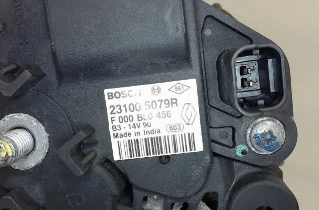 Alternateur Dacia SANDERO II Tce 90 (b8m1, b8ma) (2012) 5 portes occasion