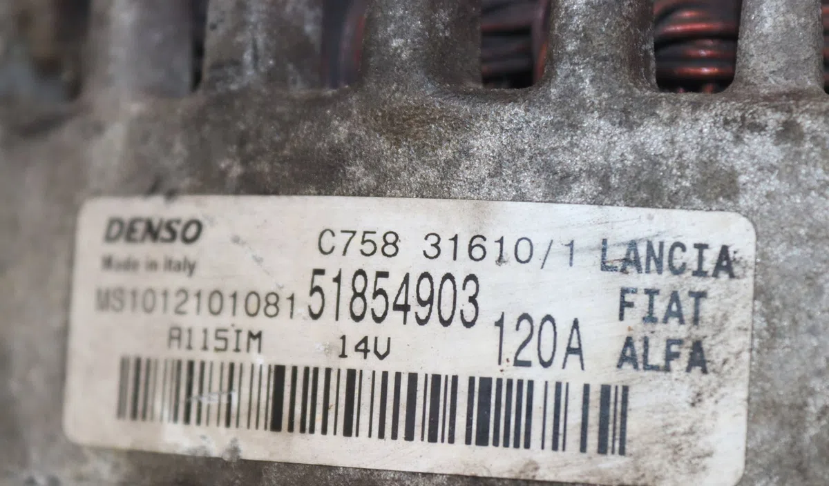 Alternateur Fiat 500 (312_) 0.9 (312axg1a, 312.axg11) (2010) occasion