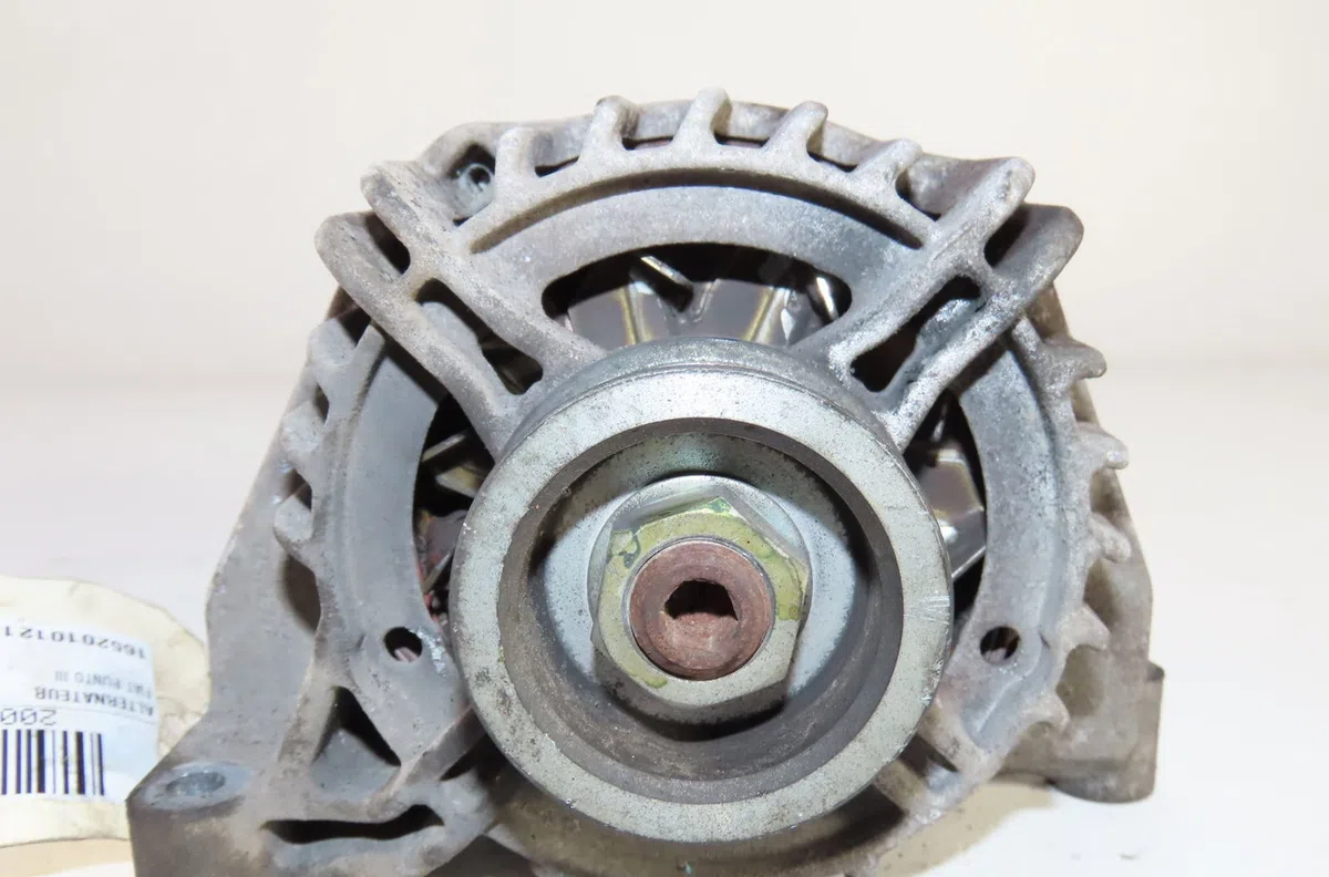 Alternateur Fiat PUNTO (199_) 1.2 (199axz1a, 199bxz1a) (2012) occasion