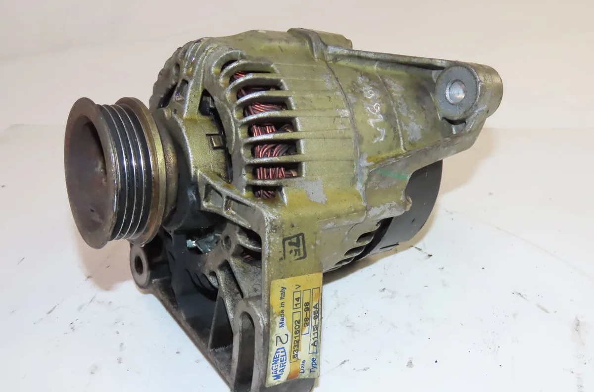 Alternateur Fiat PUNTO Décapotable (176_) 60 1.2 (176ar_, 176br_) (1995-2000) occasion