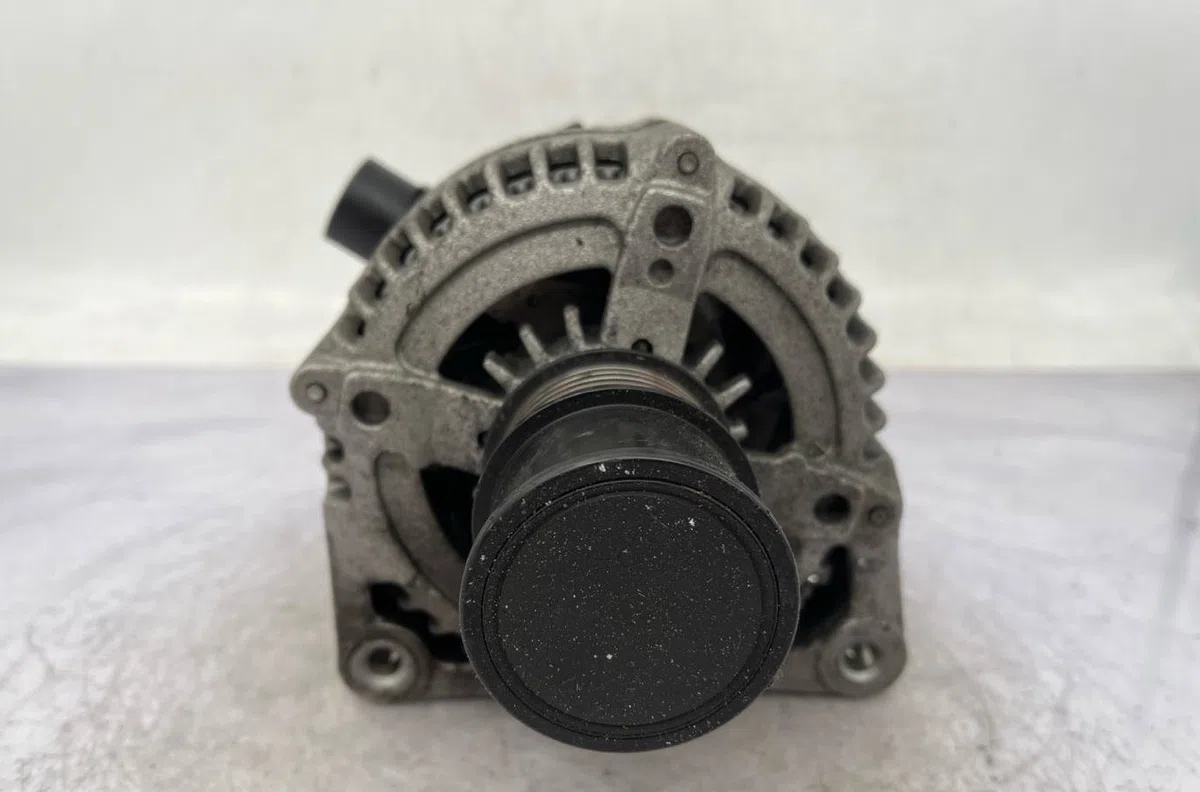 Alternateur FORD C-MAX 2 PHASE 2 occasion