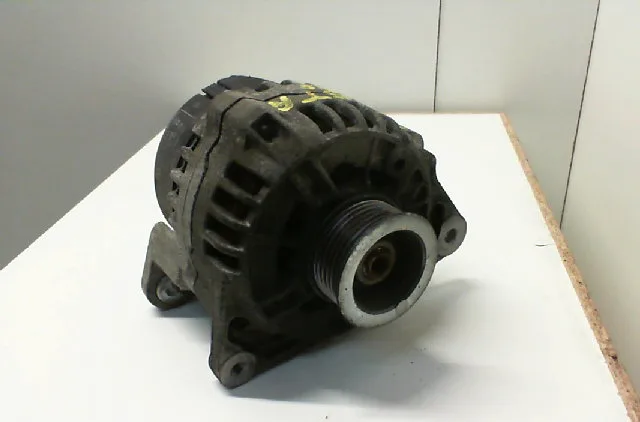 Alternateur FORD FIESTA IV Phase 1 09-1995--09-1999 1.3i occasion