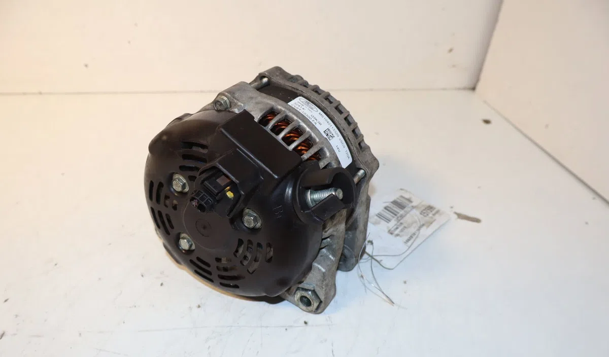 Alternateur Ford FIESTA VI (CB1, CCN) 1.0 (2013-2017) occasion