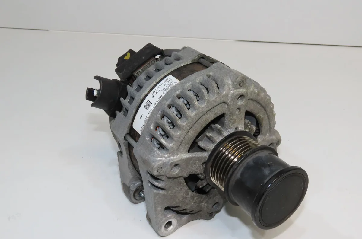 Alternateur Ford FIESTA VI (CB1, CCN) 1.0 ecoboost (2013) occasion
