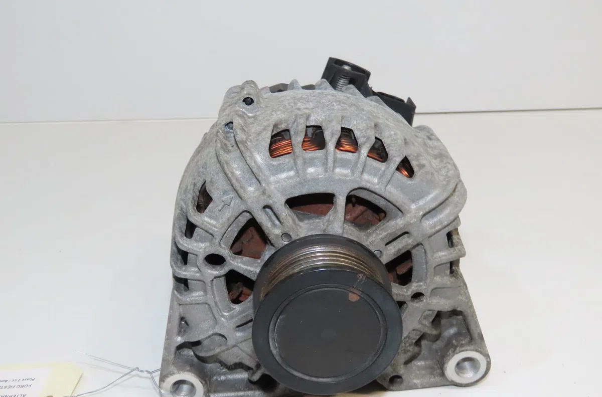 Alternateur Ford FIESTA VI (CB1, CCN) 1.6 tdci (2008-2012) occasion