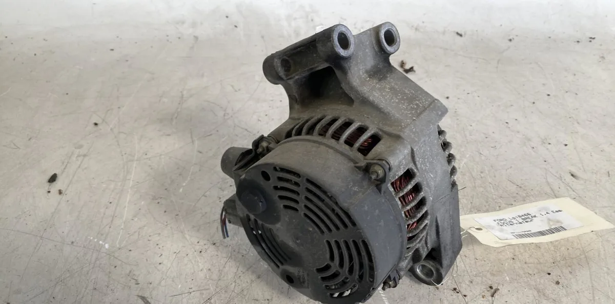 Alternateur FORD FOCUS 1 BREAK occasion