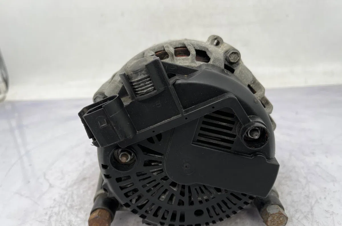 Alternateur FORD FOCUS 2 PHASE 1 occasion