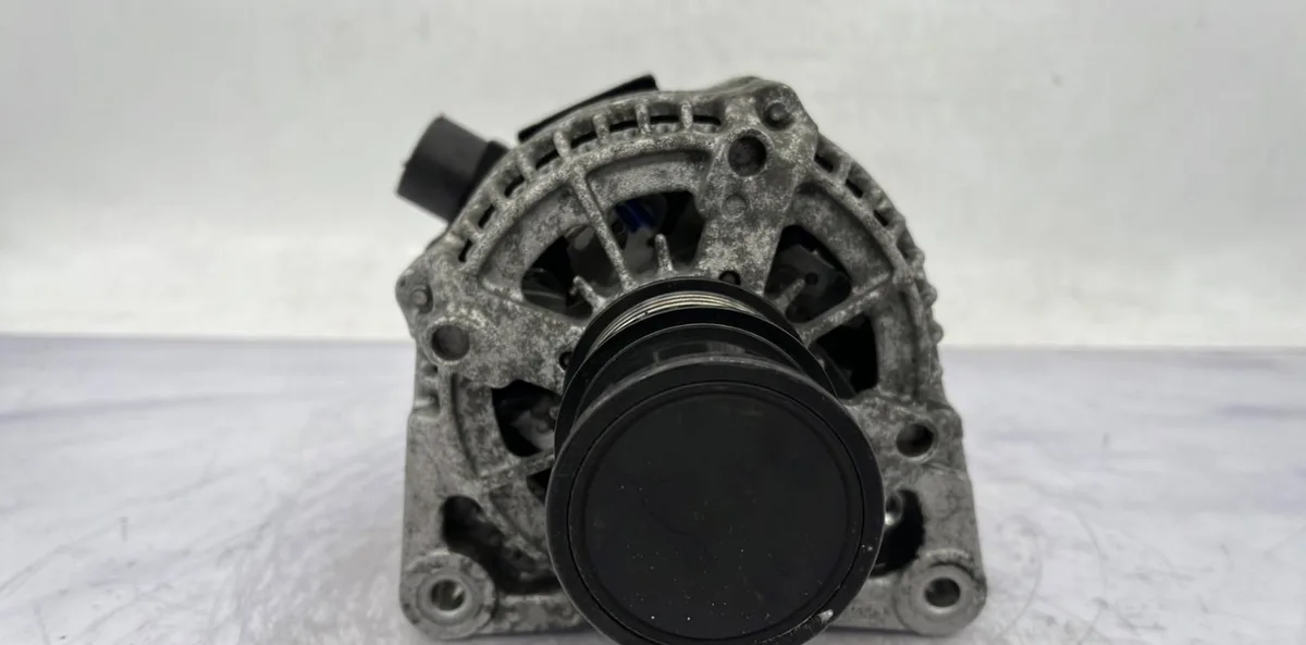 Alternateur FORD FOCUS 3 PHASE 2 occasion