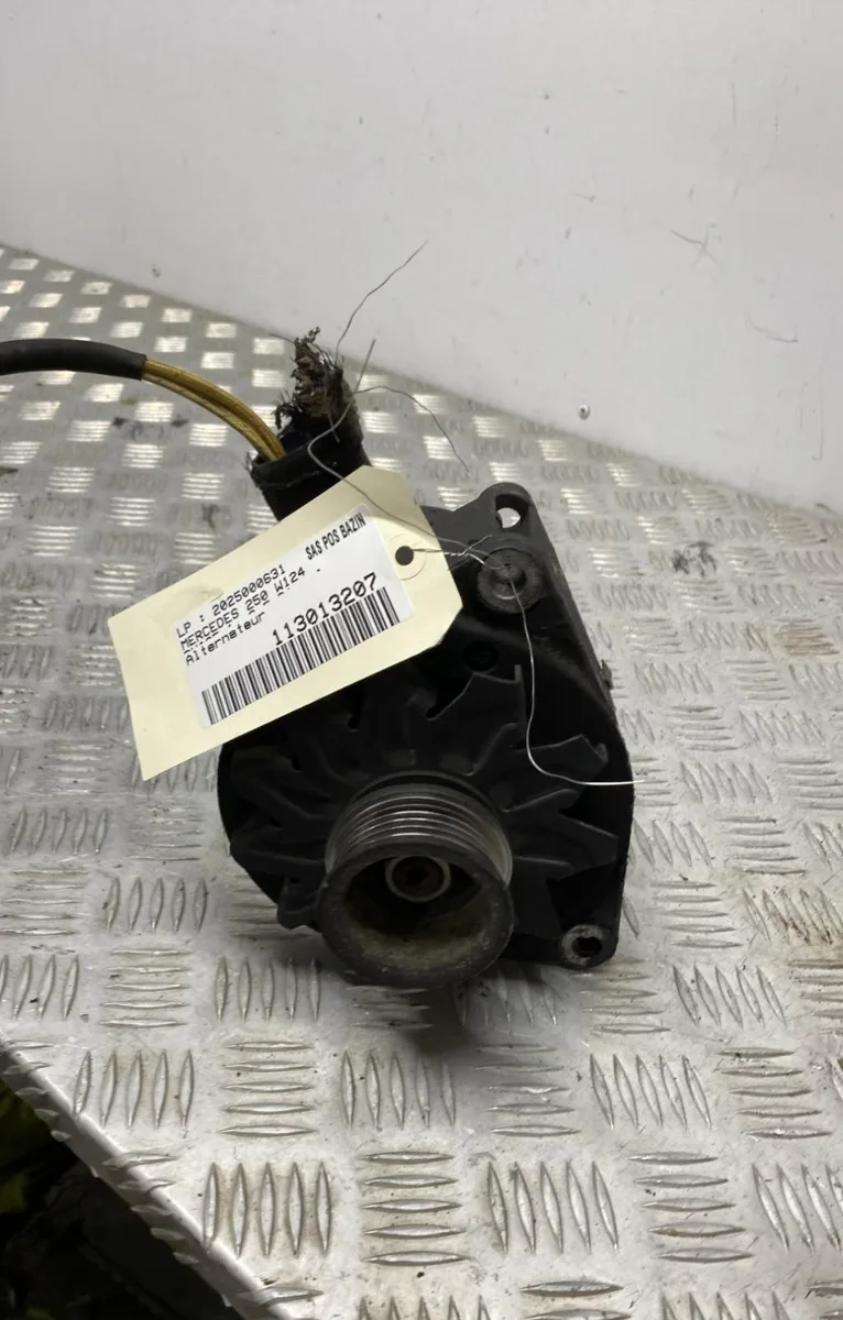 Alternateur MERCEDES 250 W124 PHASE 1 occasion