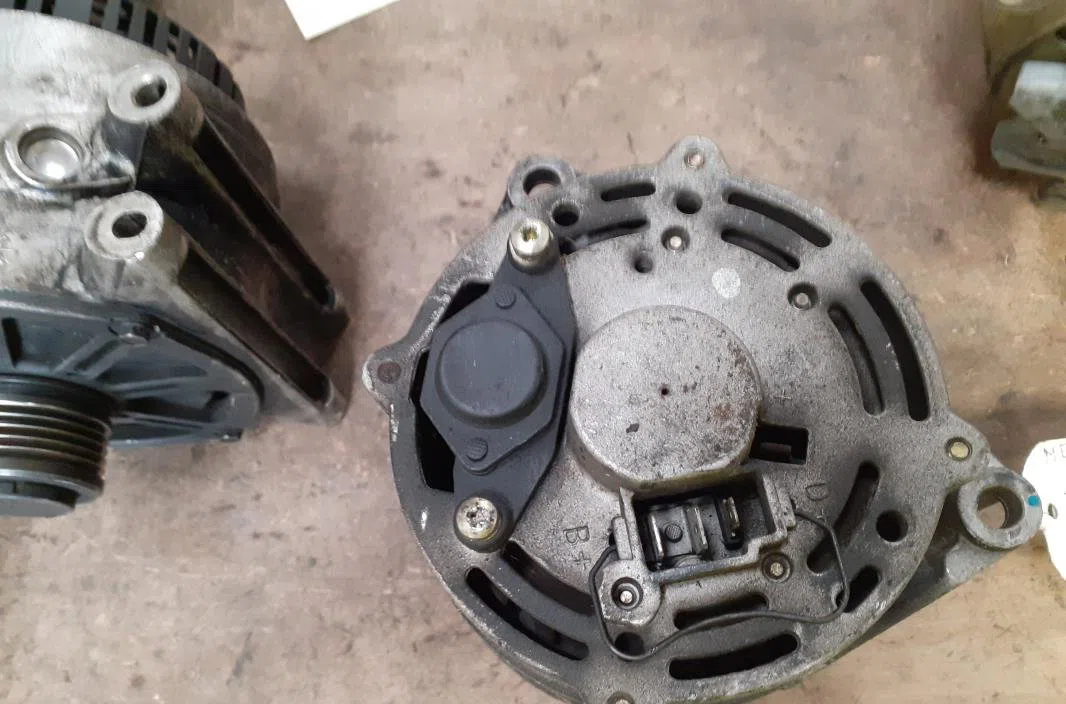 Alternateur MERCEDES 300 W124 PHASE 1 occasion