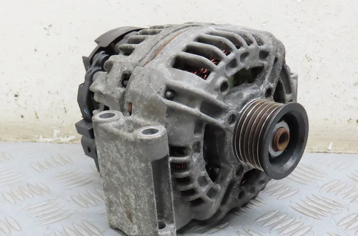 Alternateur Mini MINI (R50, R53) Cooper (2001-2006) 3 portes occasion