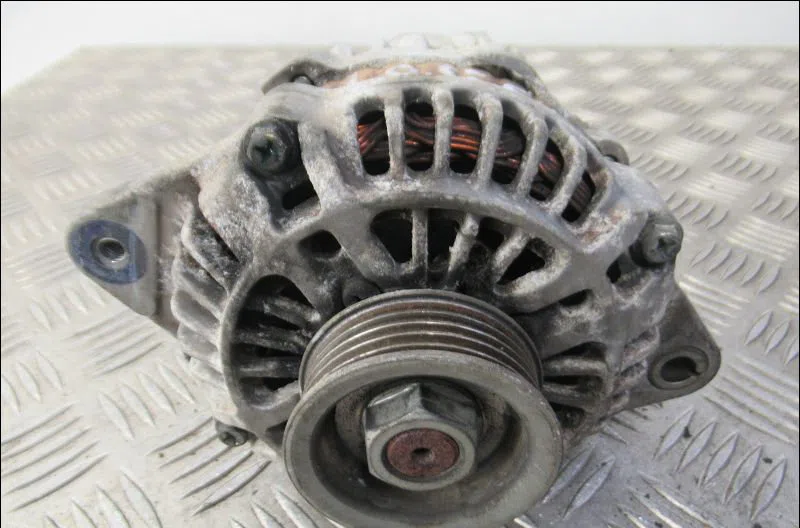 Alternateur Opel AGILA (B) (H08) 1.0 (f68) (2008-2011) occasion