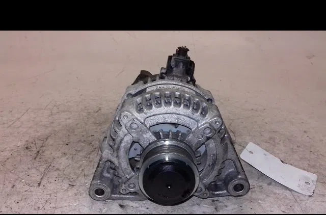 Alternateur Opel CORSA E (X15) 1.4 turbo (08, 68) (2014-2019) occasion