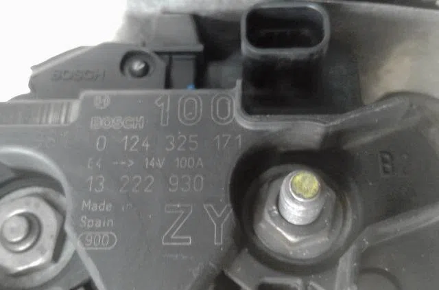 Alternateur Opel MERIVA A Monospace (X03) 1.4 16v twinport (e75) (2004-2010) occasion