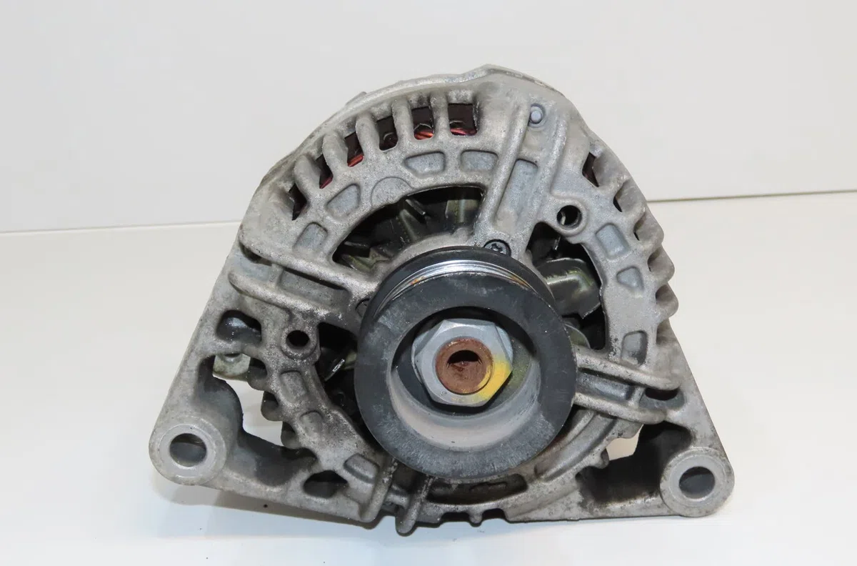 Alternateur Opel MERIVA A Monospace (X03) 1.4 16v twinport lpg (e75) (2004-2010) occasion